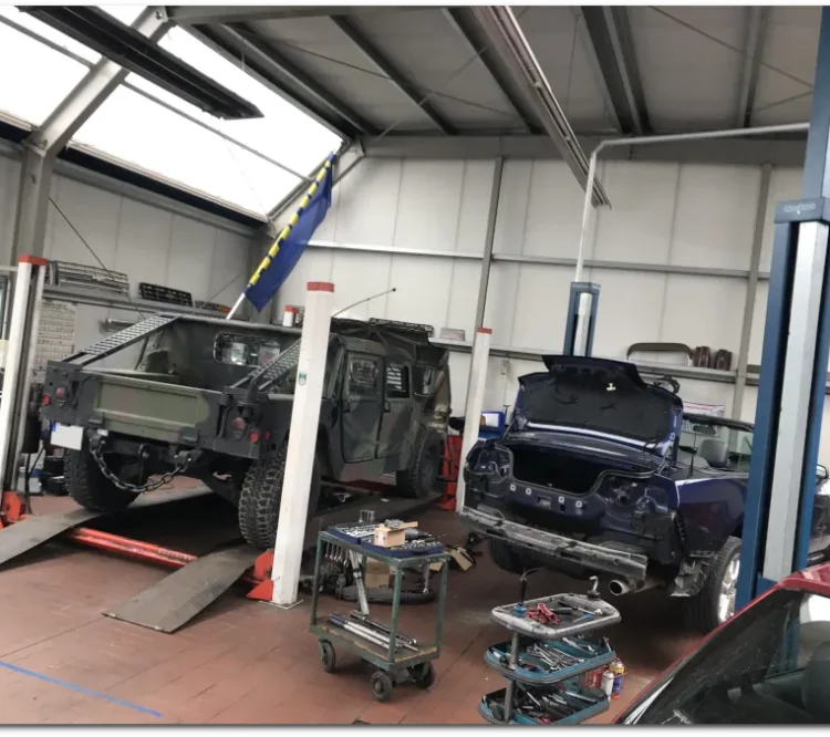 Reparatur von allen Autos - auch US-Cars